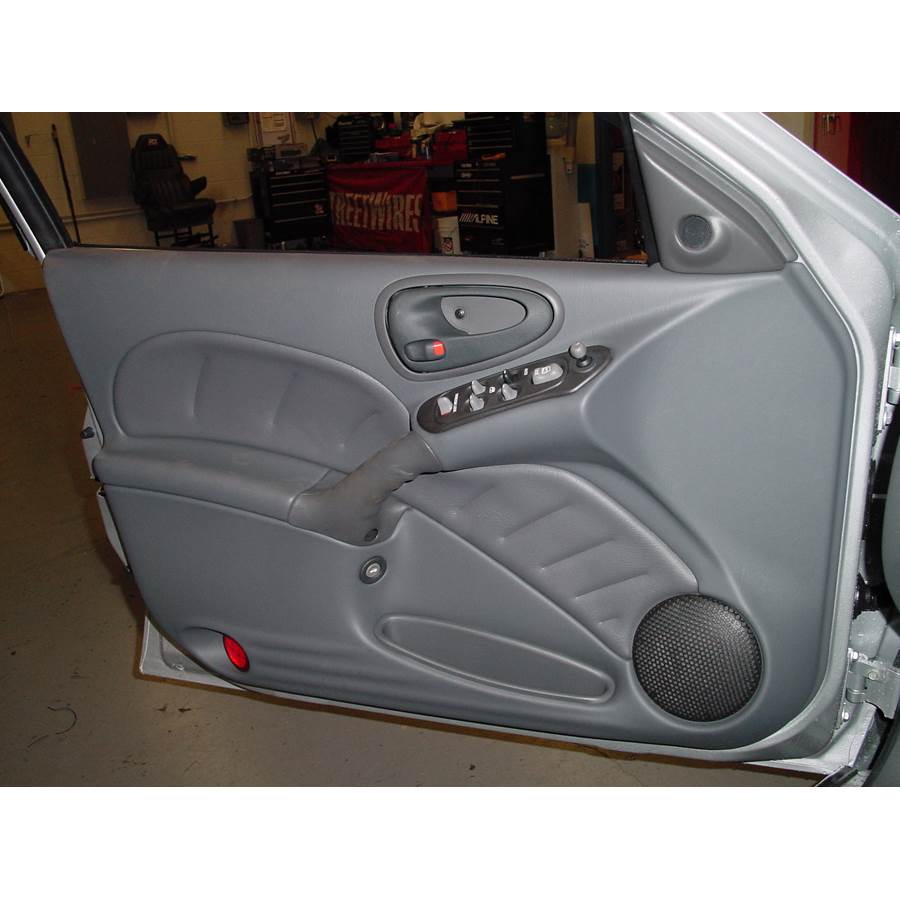 2003 Pontiac Grand Am Front door speaker location