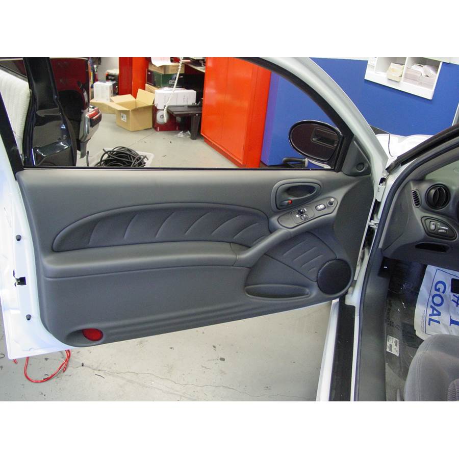 2000 Pontiac Grand Am Front door speaker location