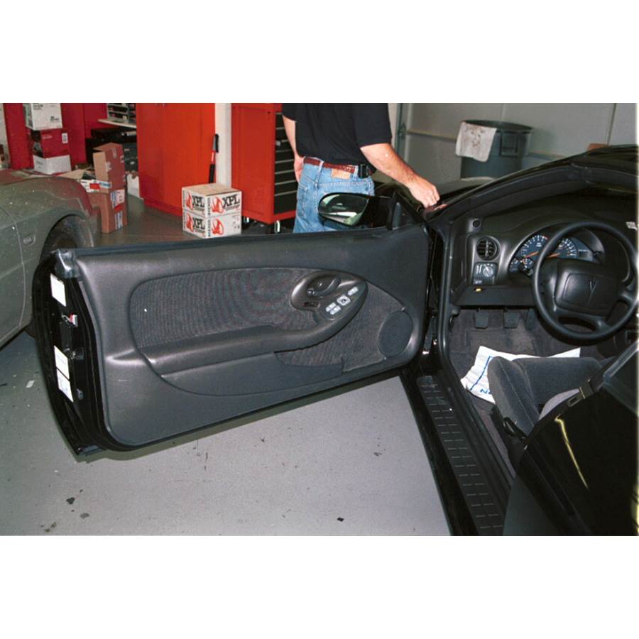1997 Pontiac Firebird Front door speaker location