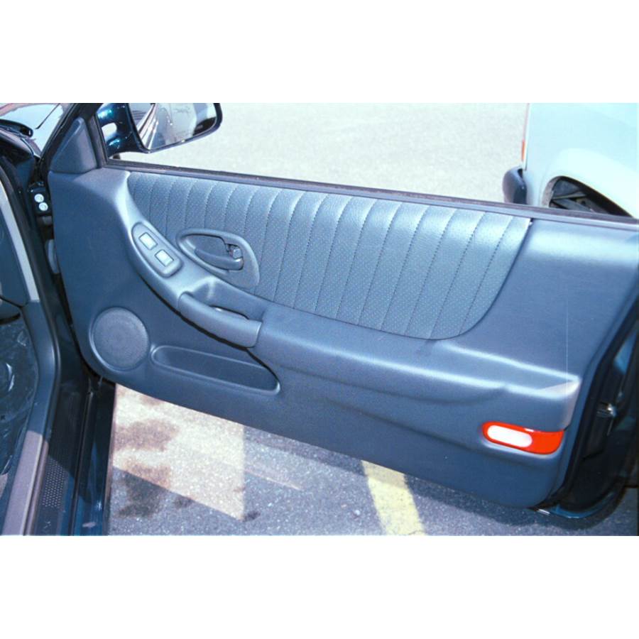 1999 Pontiac Grand Prix Front door speaker location