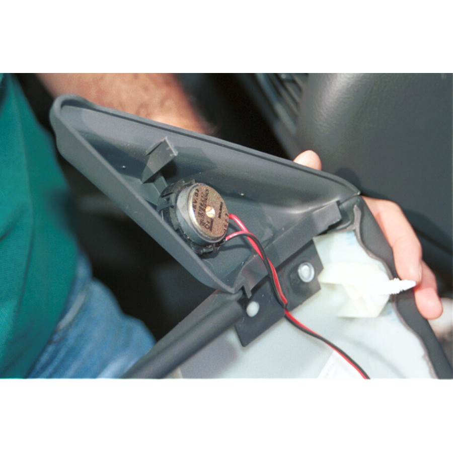 2000 Pontiac Grand Prix Front door tweeter