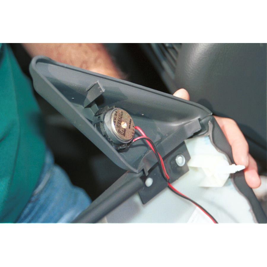 2003 Pontiac Grand Prix Front door tweeter