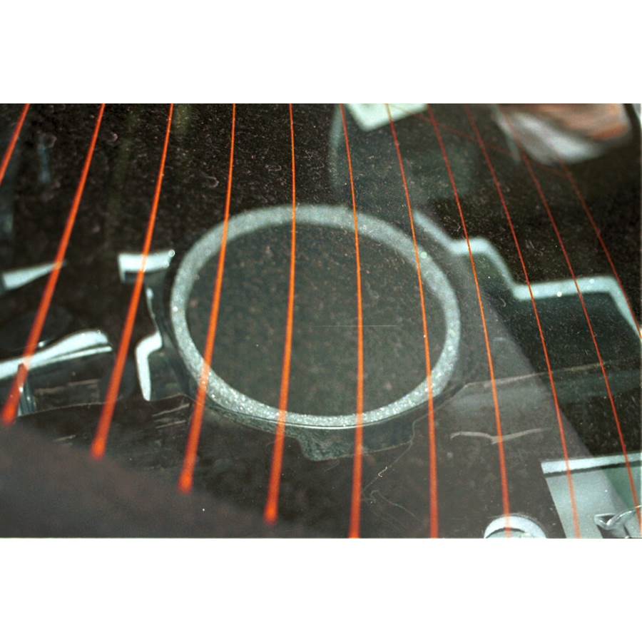 2001 Pontiac Bonneville Rear deck speaker