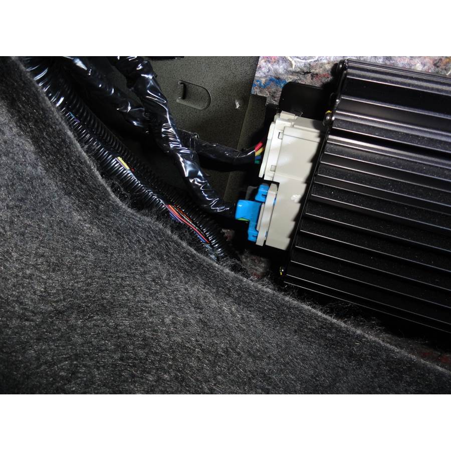 2001 Pontiac Bonneville Factory amplifier