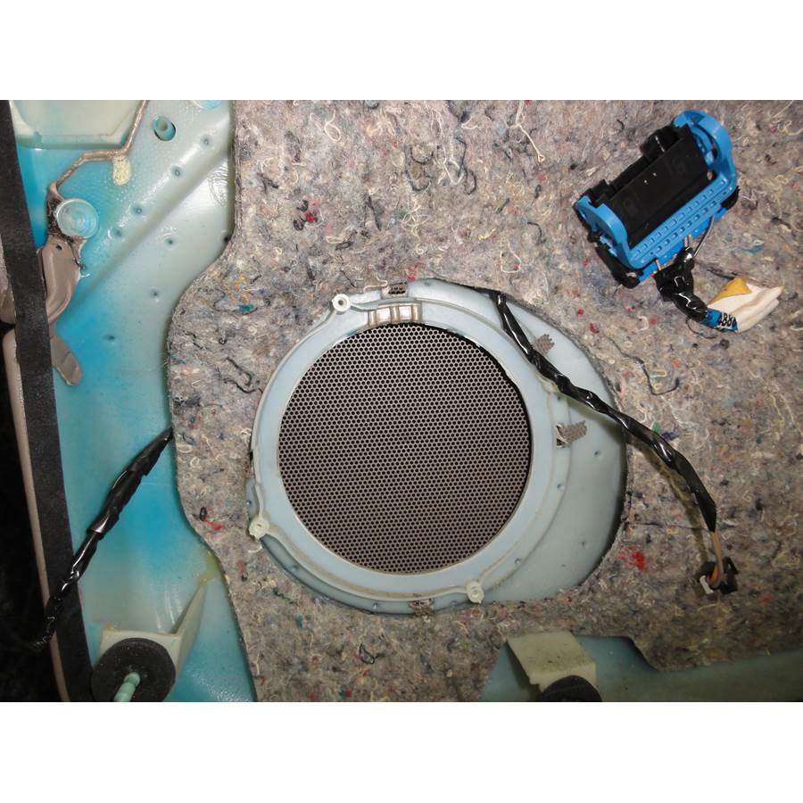 2001 Pontiac Bonneville Front door woofer removed