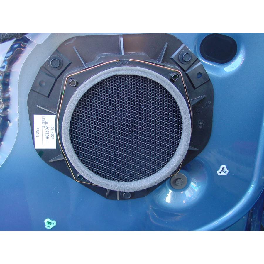 2001 Pontiac Aztek Front door woofer