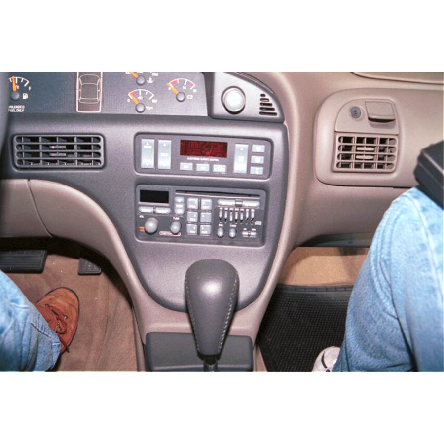 1999 Pontiac Bonneville Factory Radio