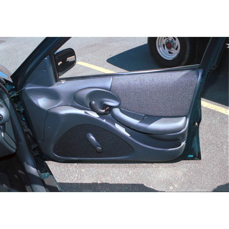 1995 Pontiac Sunfire Front door speaker location