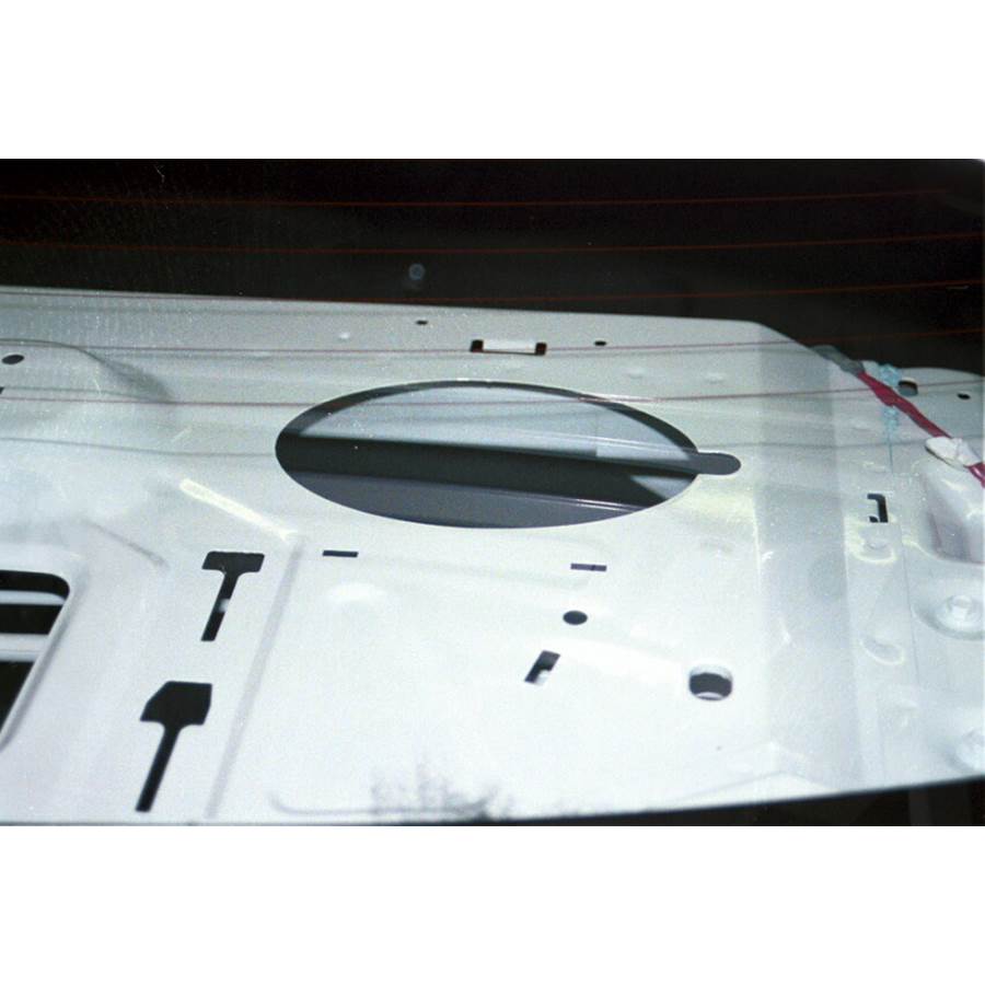 1996 Pontiac Sunfire Rear deck speaker removed