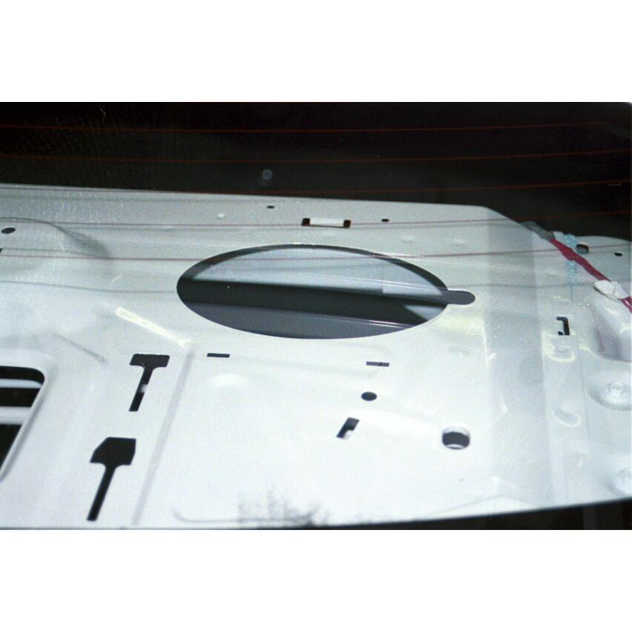 1999 Pontiac Sunfire Rear deck speaker removed