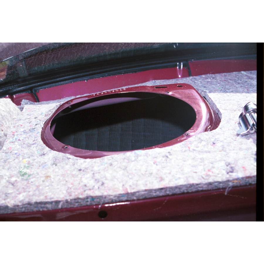 1996 Pontiac Grand Am Rear deck speaker removed