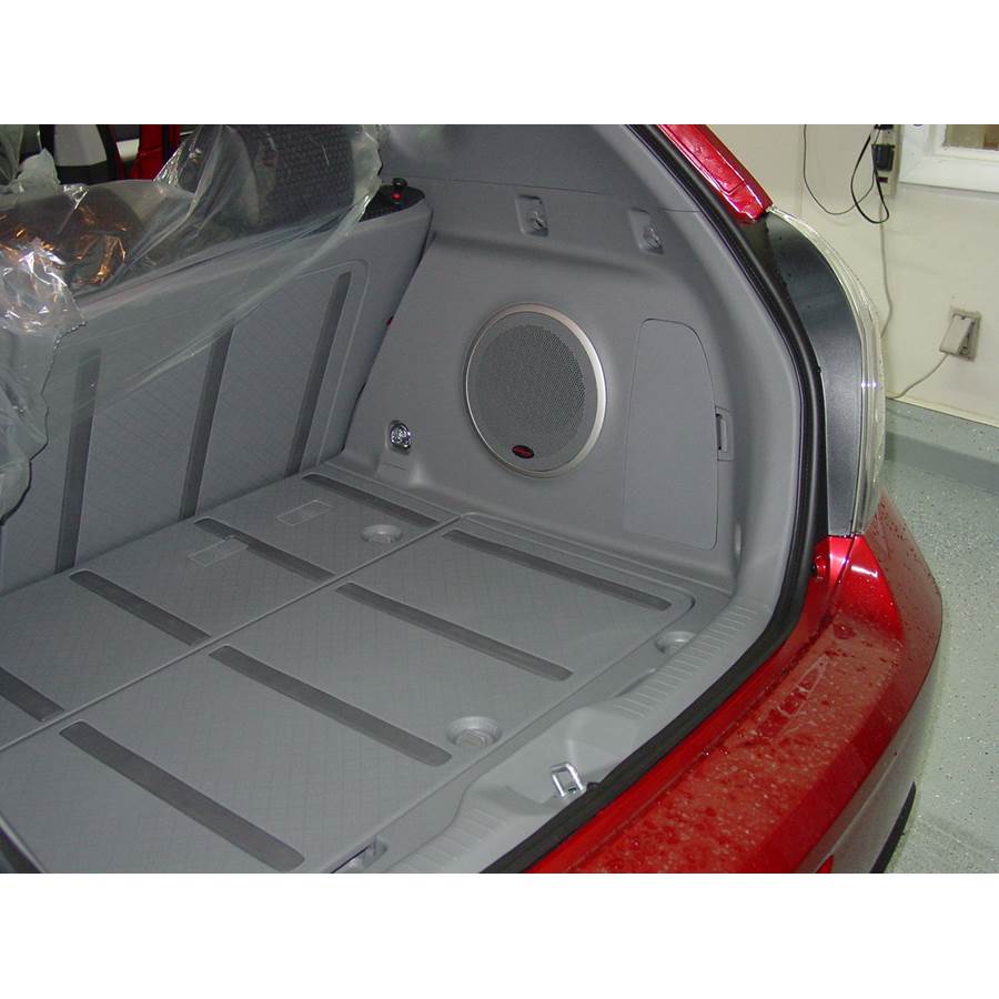 2009 Pontiac Vibe Far-rear side speaker location