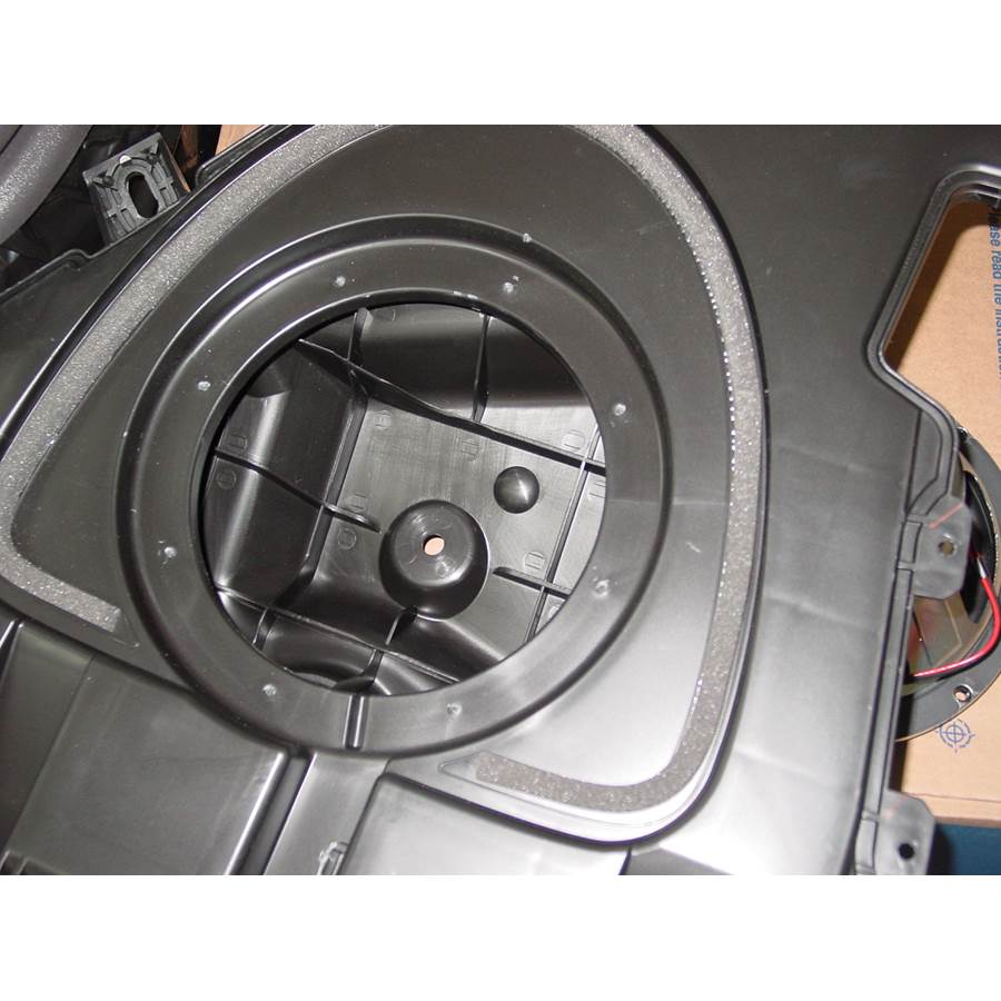 2007 Pontiac Solstice Rear cab speaker removed