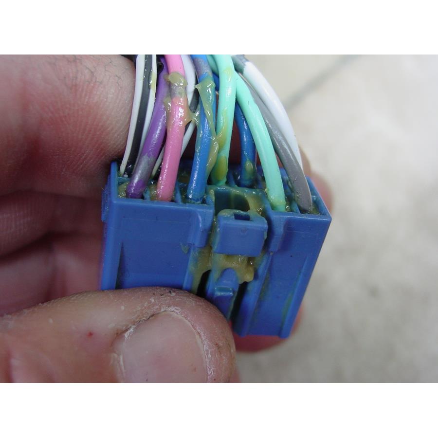 2007 Toyota Avalon Factory amp wiring