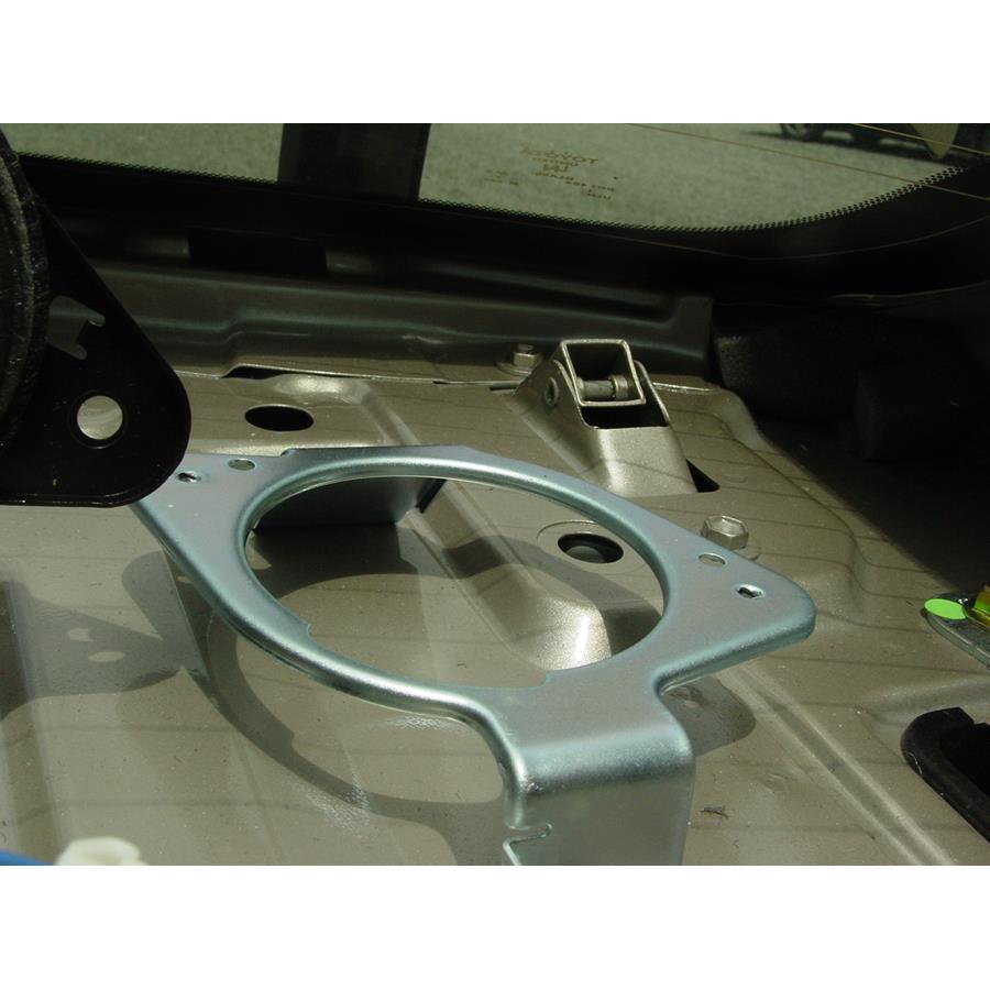 2010 Toyota Avalon Rear deck speaker removed