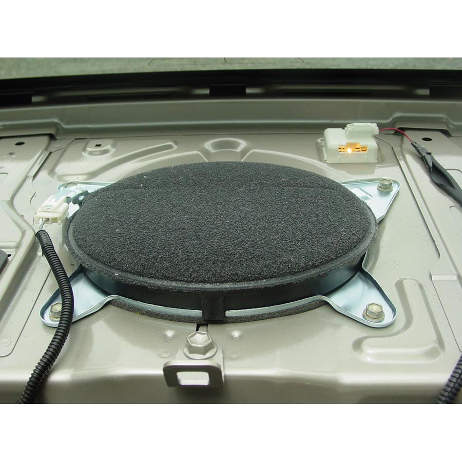 2006 Toyota Avalon Rear deck center speaker