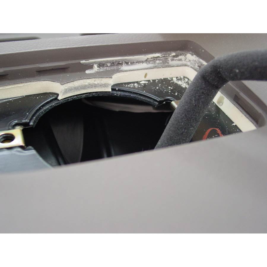 2005 Toyota Avalon Center dash speaker removed