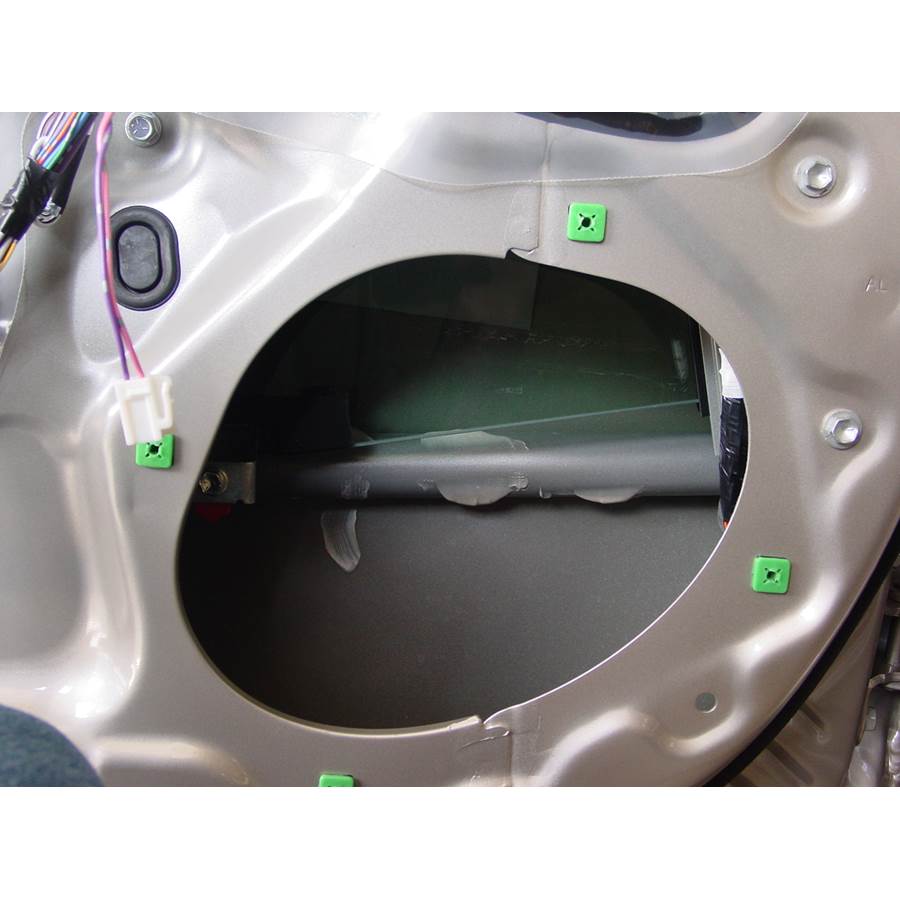 2006 Toyota Avalon Front door woofer removed