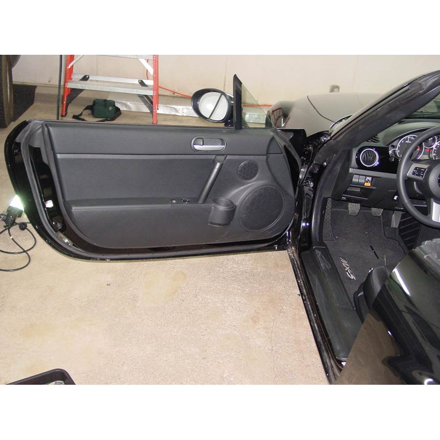 2008 Mazda MX5 Front door speaker location