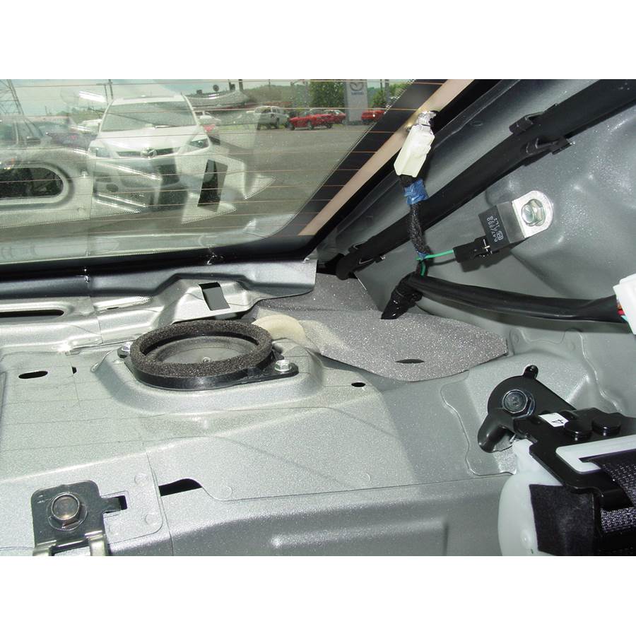 2012 Mazda 3 Rear deck speaker