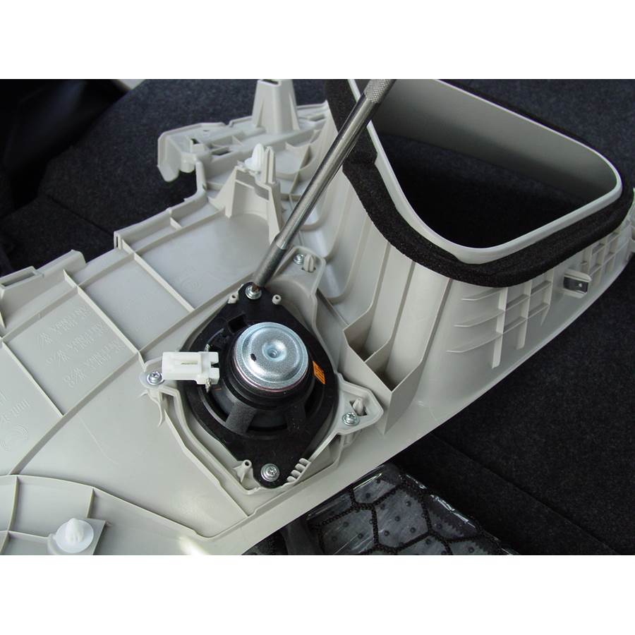 2010 Mazda 3 Rear pillar speaker