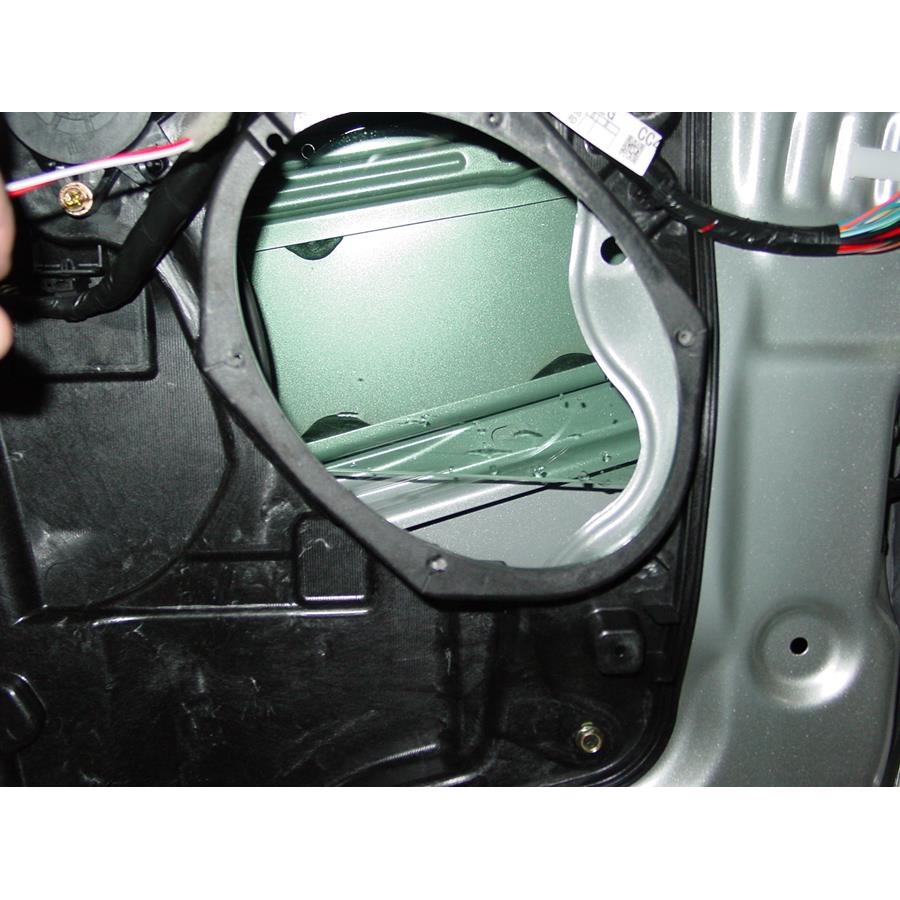 2010 Mazda 5 Front speaker removed