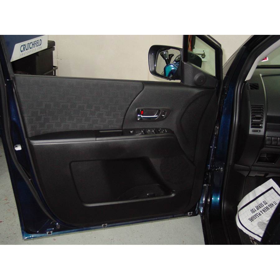 2008 Mazda 5 Front door speaker location