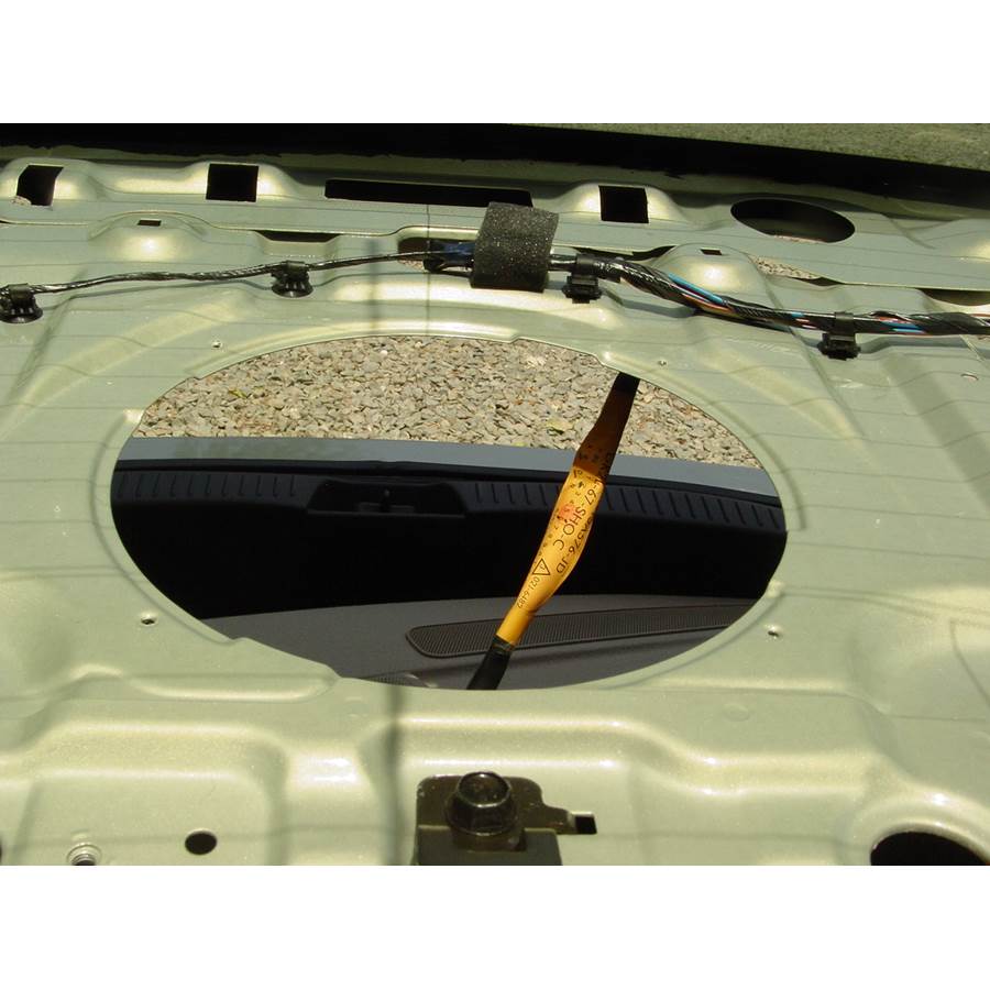 2007 Mazda 6 Rear deck speaker removed