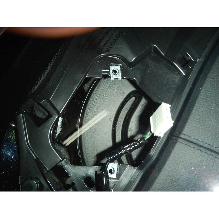 2013 Toyota Avalon Dash speaker removed