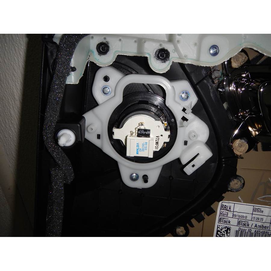 2014 Toyota Avalon Rear door speaker