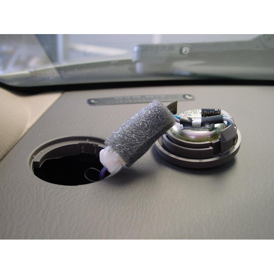 2006 Mazda MPV Dash speaker