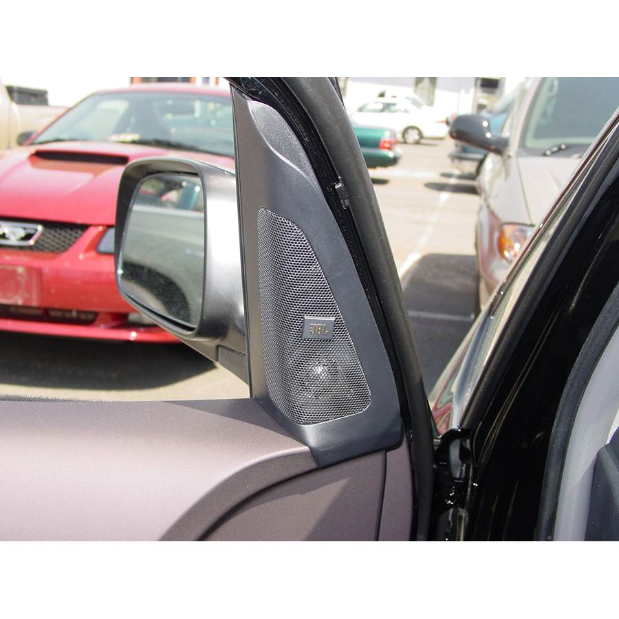 2007 Toyota Prius Front door tweeter location