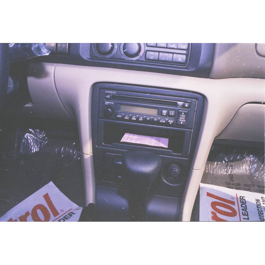 1998 Mazda 626 Factory Radio