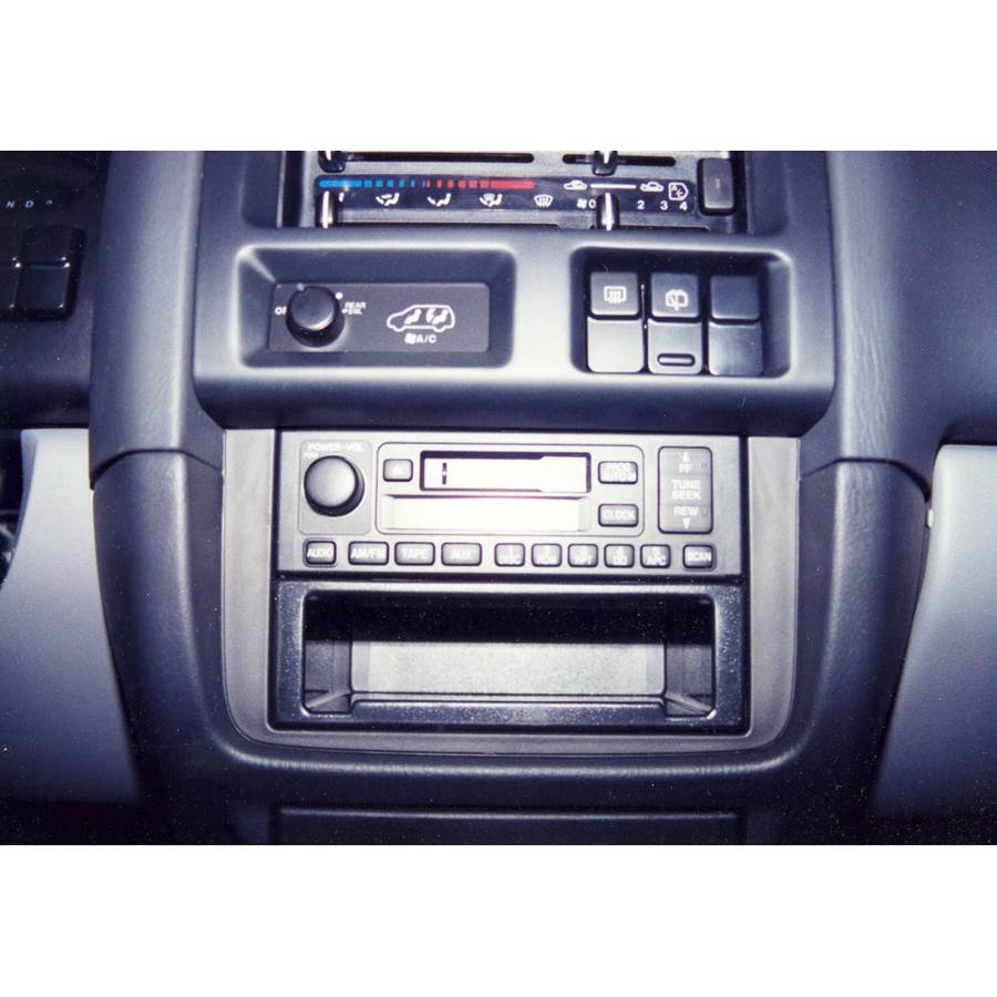 1999 Mazda MPV Factory Radio