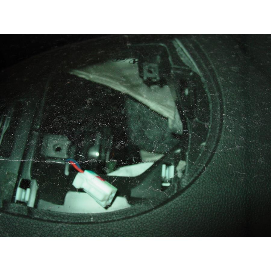 2013 Hyundai Sonata SE Dash speaker removed