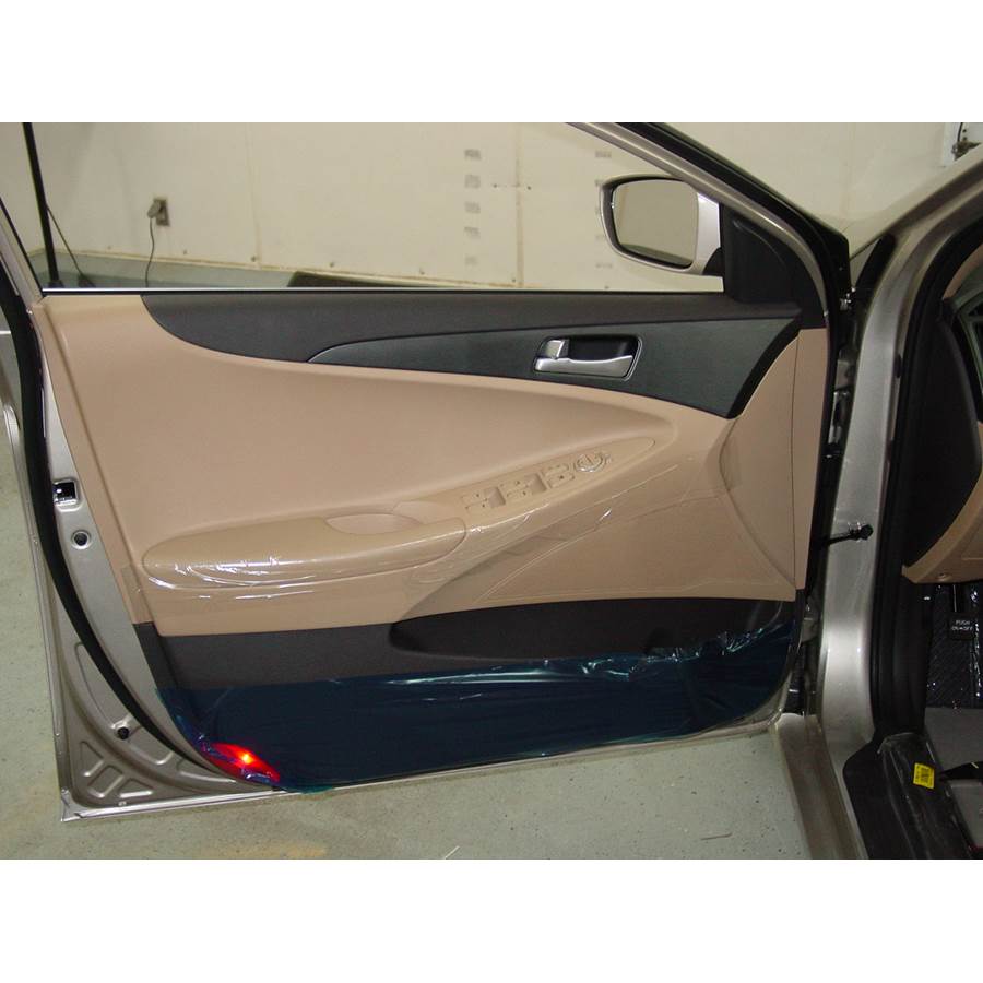 2014 Hyundai Sonata GLS Front door speaker location