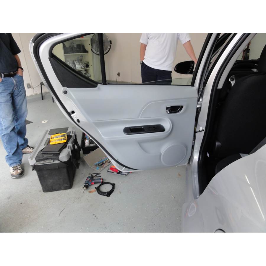 2013 Toyota Prius C Rear door speaker location