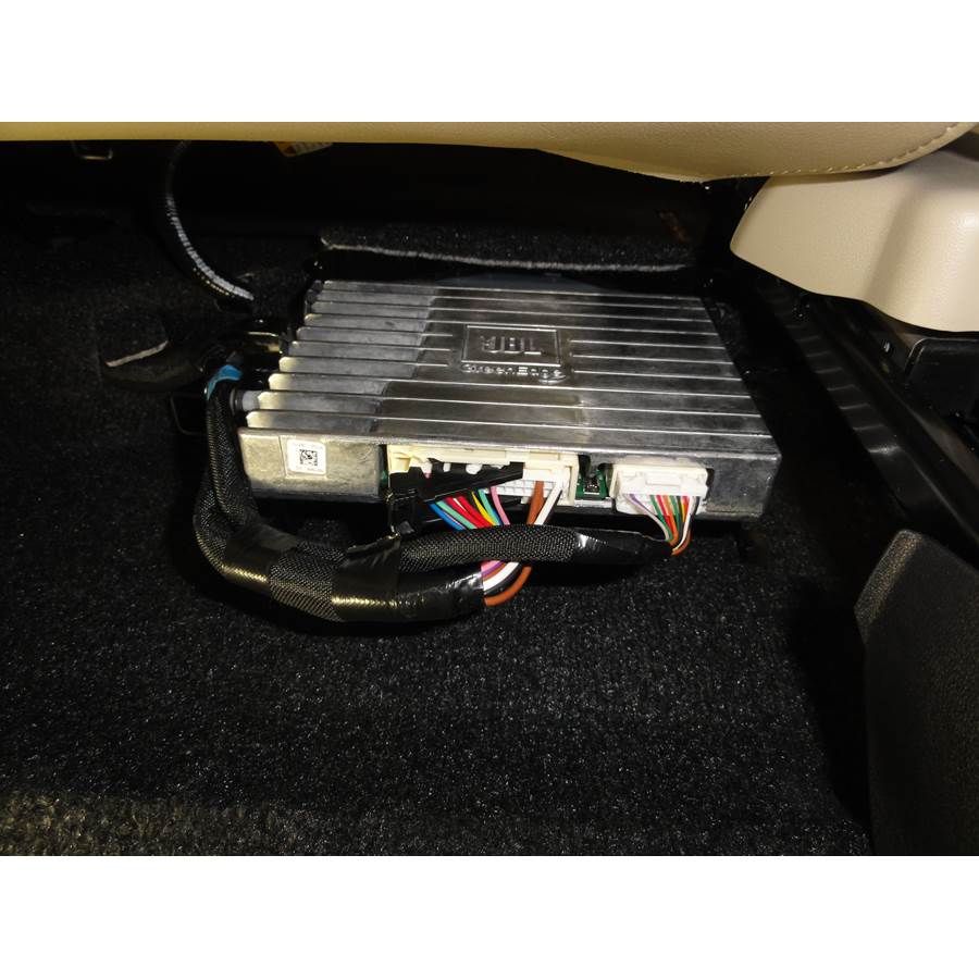 2015 Toyota Prius Factory amplifier