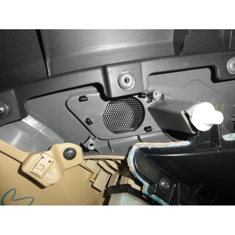 2016 Hyundai Elantra Front door tweeter removed