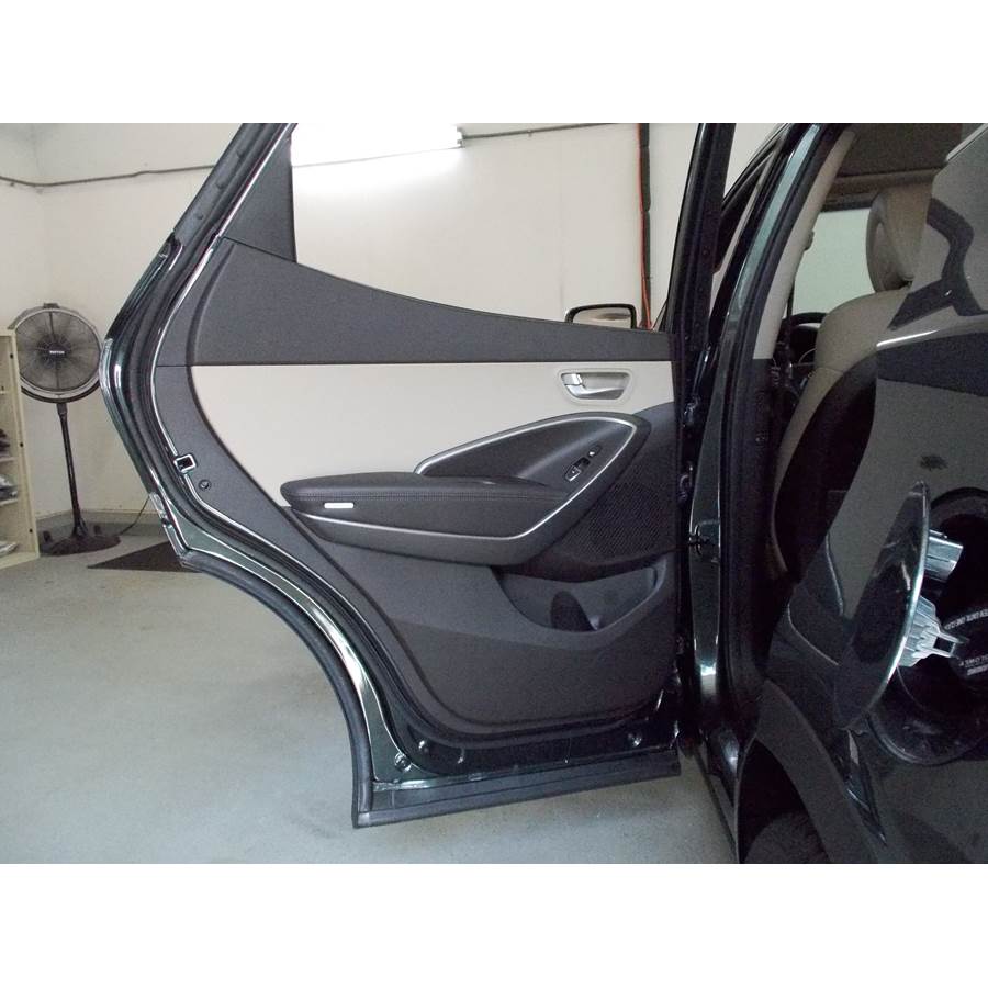2016 Hyundai Santa Fe Rear door speaker location