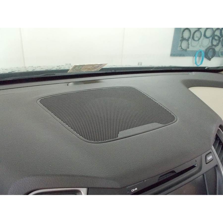 2016 Hyundai Santa Fe Center dash speaker location