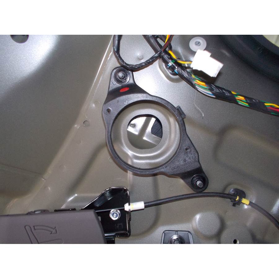 2016 Hyundai Santa Fe Rear pillar speaker removed