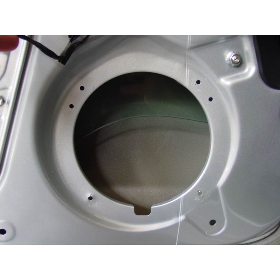 2015 Hyundai Genesis Front door woofer removed