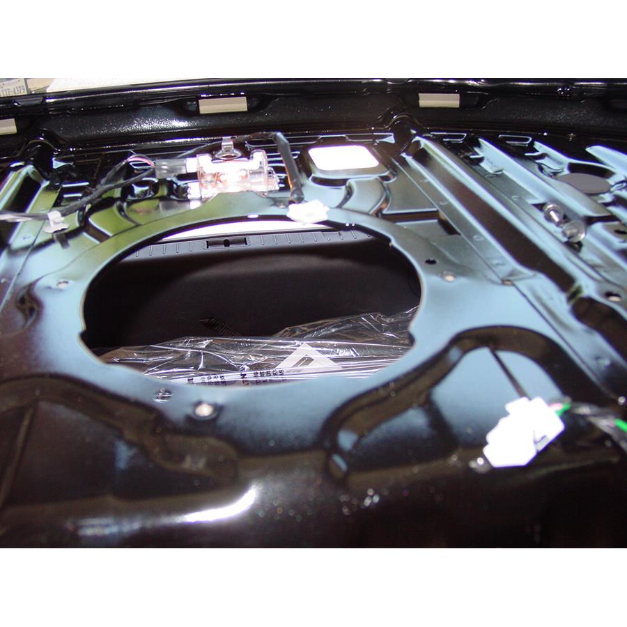 2016 Hyundai Genesis Rear deck speaker removed