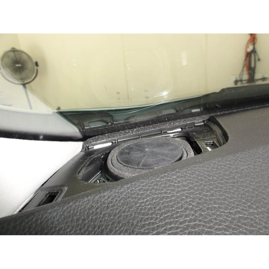 2013 Hyundai Azera Dash speaker