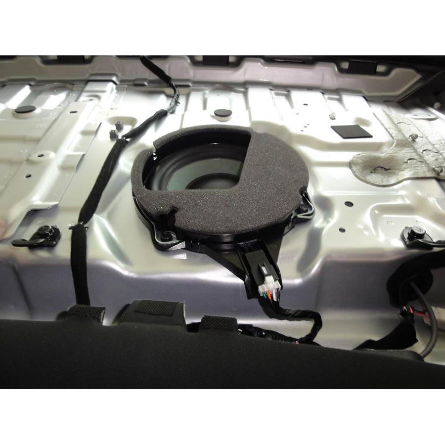 2012 Hyundai Azera Rear deck center speaker