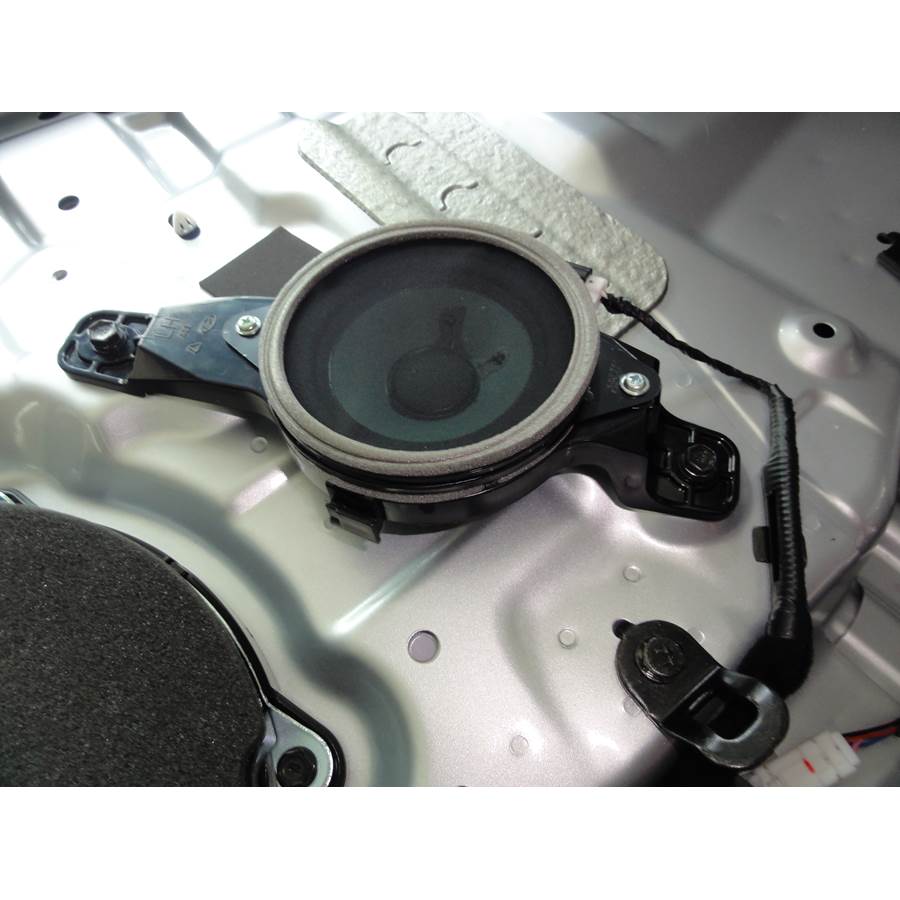 2012 Hyundai Azera Rear deck speaker