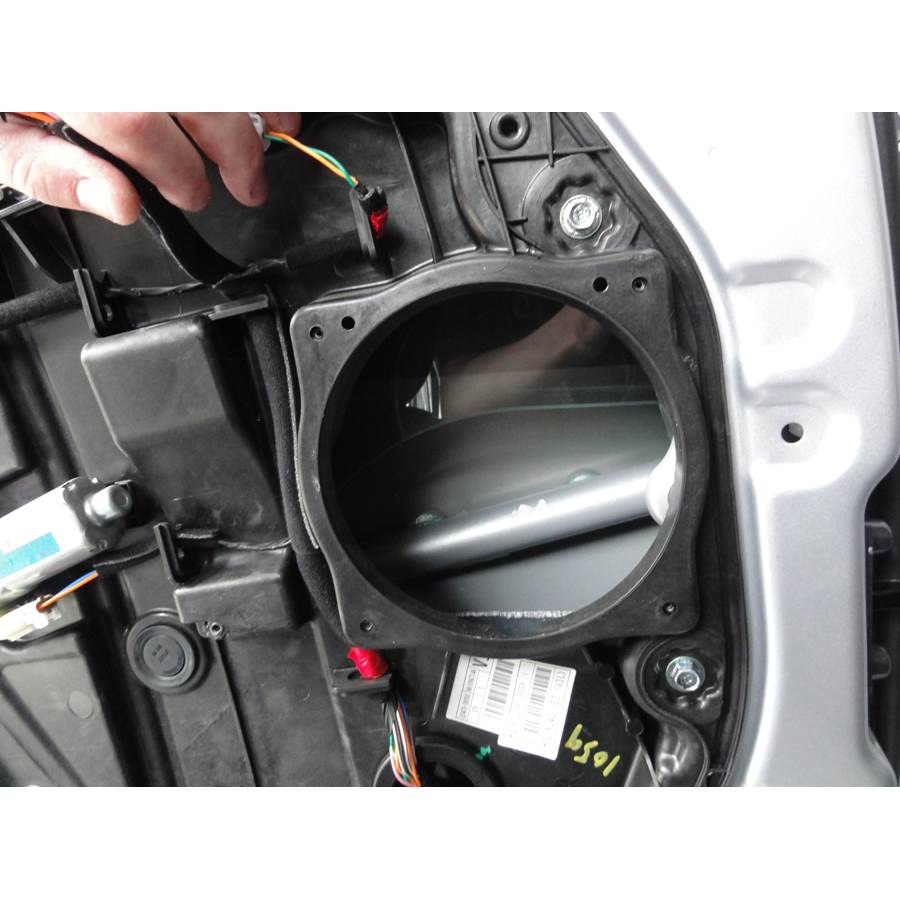 2012 Hyundai Azera Rear door woofer removed