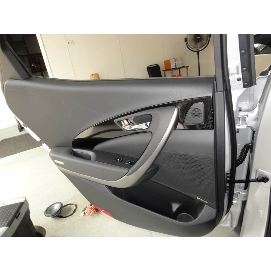 2017 Hyundai Azera Rear door speaker location