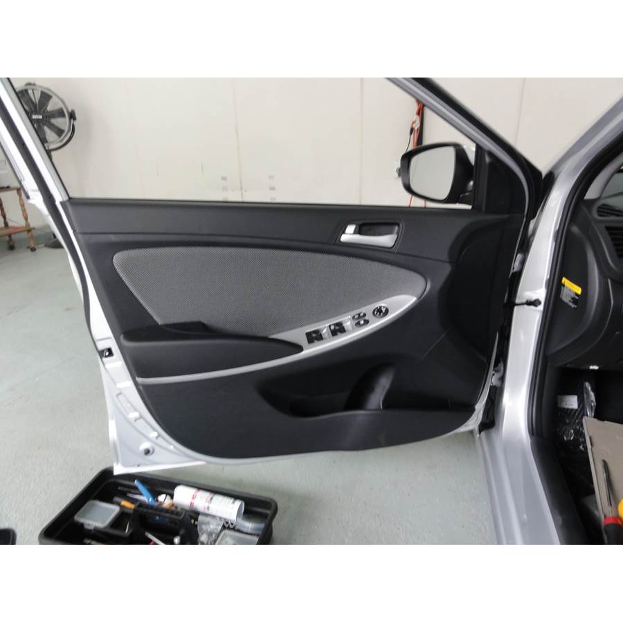 2013 Hyundai Accent Front door speaker location